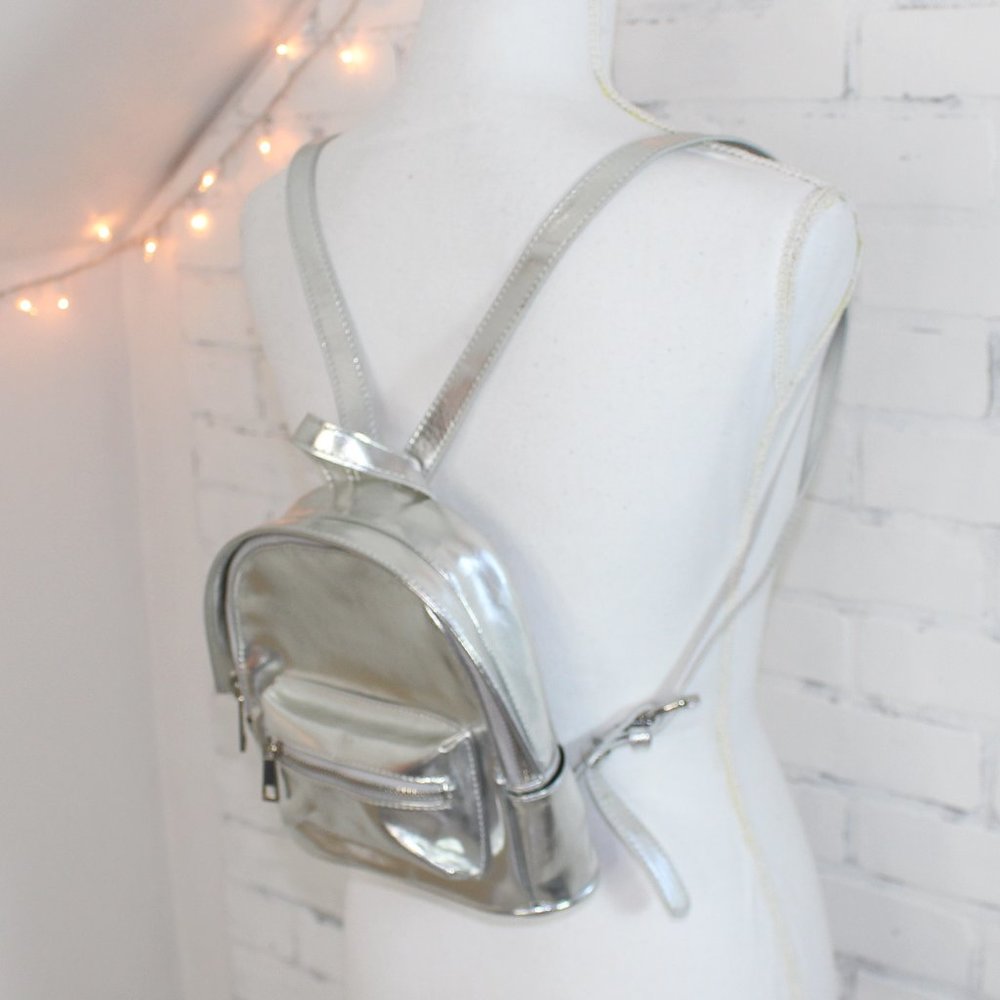 Silver Mini BackPack - Picture 3 of 6